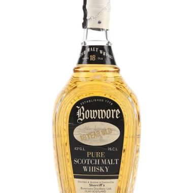 Bowmore 18 Year Old / Sherriff's / Bot.1960s Islay Whisky