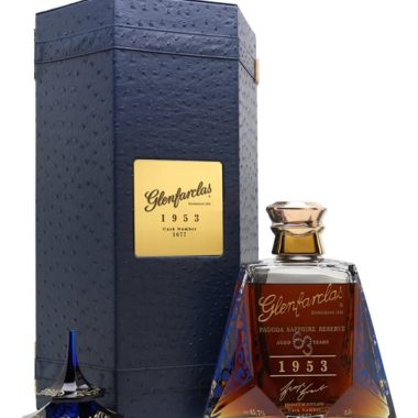 Glenfarclas 1953 / 63 Year Old / Pagoda Sapphire Reserve (Gold) / Magnum Speyside Whisky