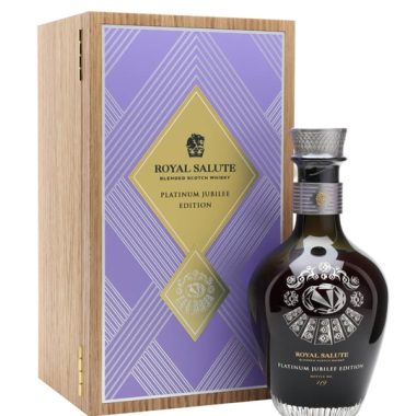 Royal Salute Platinum Jubilee / Kent Amethyst Brooch (Purple) Blended Whisky
